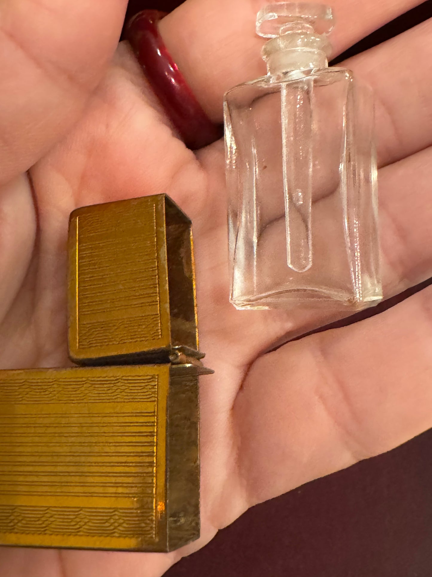 Perfume bottle